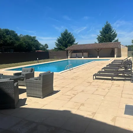 Le Domaine De La Claudine *