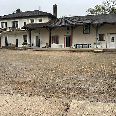 Le Domaine De La Claudine Holiday home Versailleux